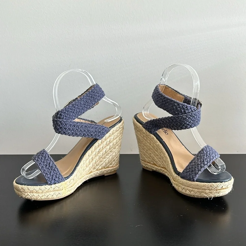 Charming Charlie Blue‎ Wedge Sandals Sz 6